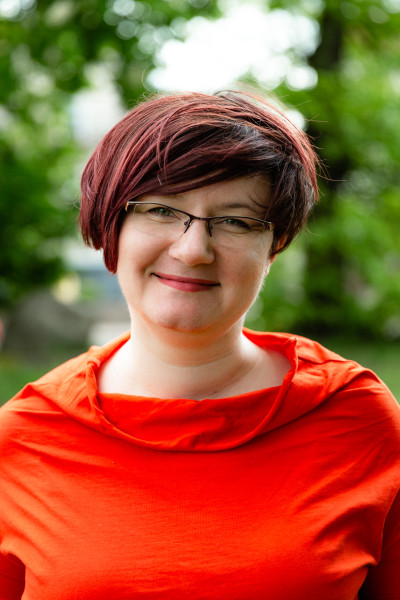 Anna  Krzeszowska-Hovanecz